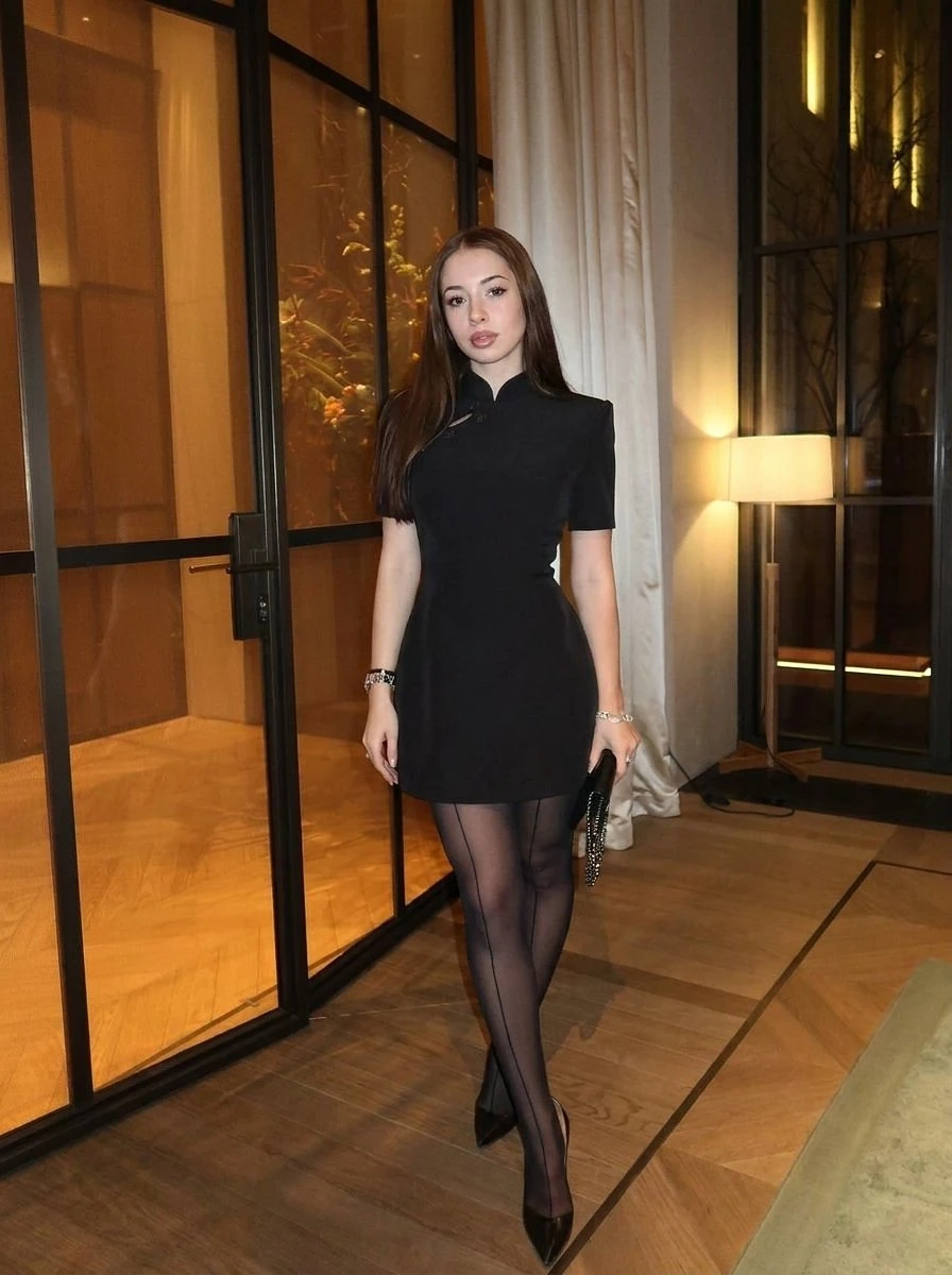Florence Pleasure Queen – Russian escort in Hong Kong — 4 / 7
