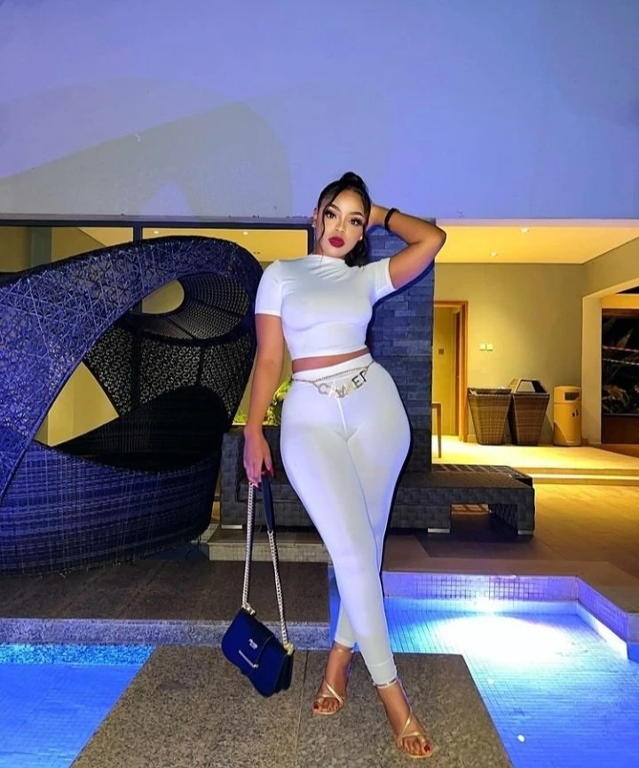 Kate Nancy – Gambian escort in Beirut — 2 / 4