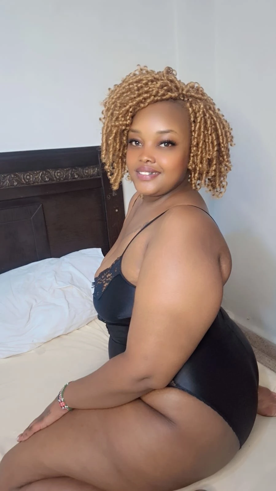 Rubi – South African escort in Beirut — 3 / 8