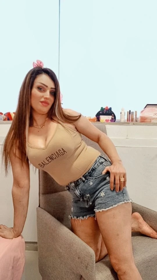 Katrin – Lebanese escort in Beirut — 4 / 17
