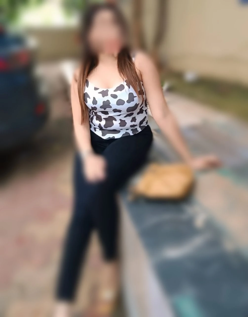Nancy Cam Show and Real Meet Service – Indian escort in Kochi, Escort, Kochi