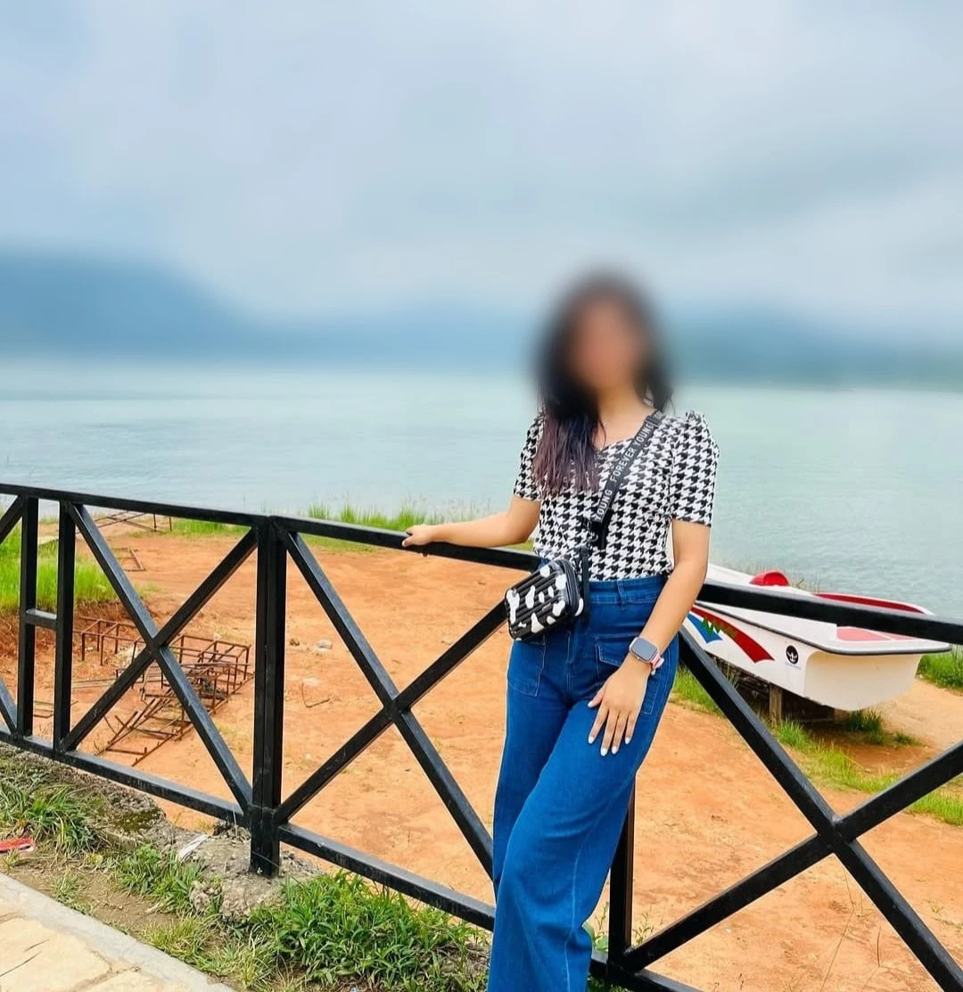 ꧁༒soni 🦋(Cam & meet)༒꧂ – Indian escort in Pune — 2 / 5