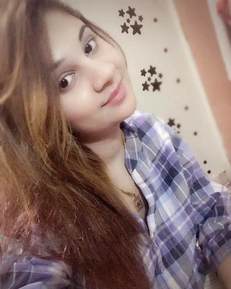 Mona – Pakistani escort in Islamabad — 5 / 9