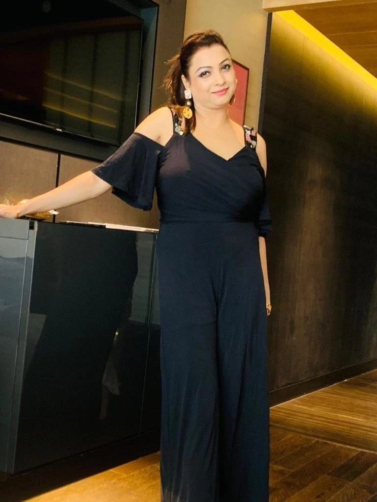 Neha69 – Indian escort in New Delhi — 1 / 3