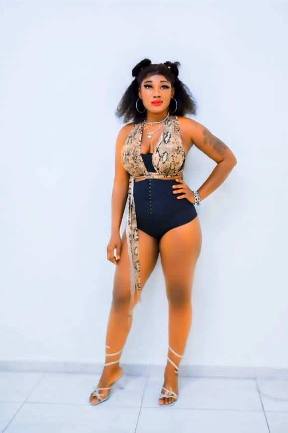 Gold – Ghanaian escort in Beirut — 4 / 7