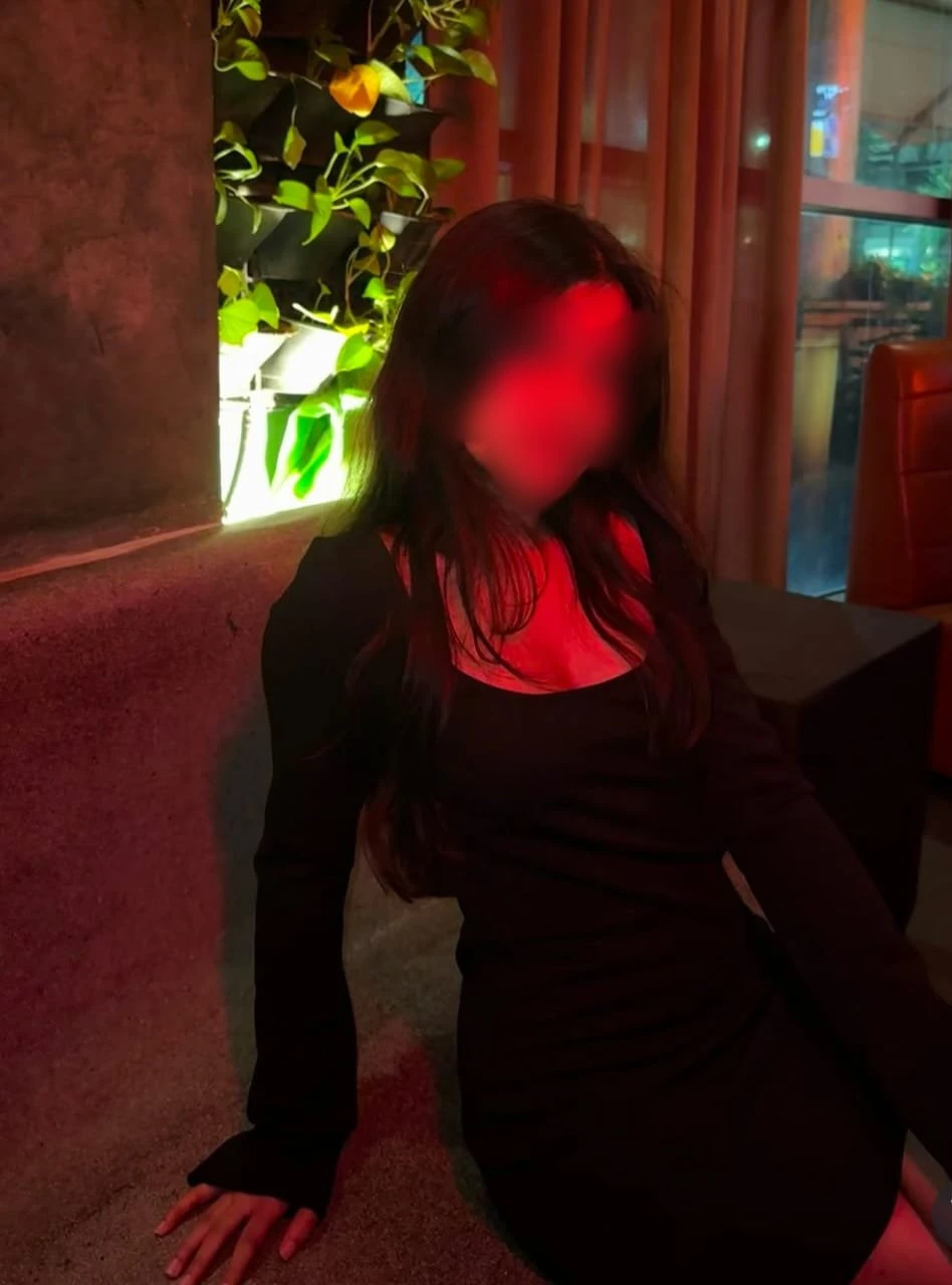 Cam session real meet available now – Indian escort in Hyderabad — 4 / 5