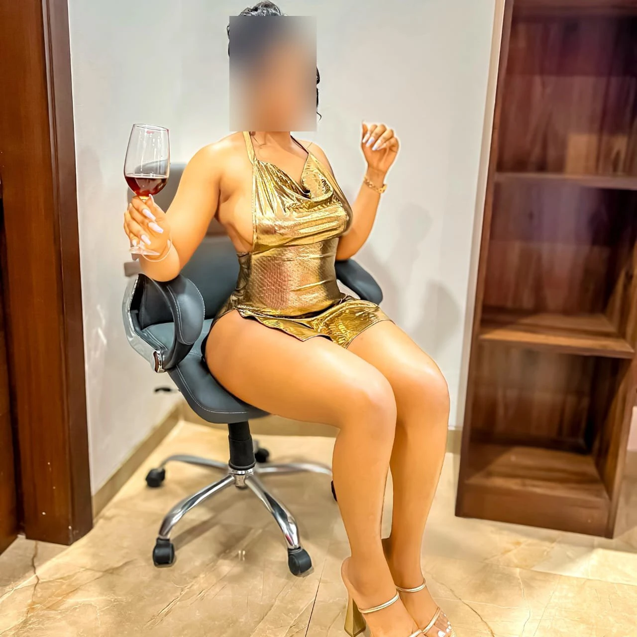 MERCY.. CURVY BEAUTY – South African escort in New Delhi — 4 / 6