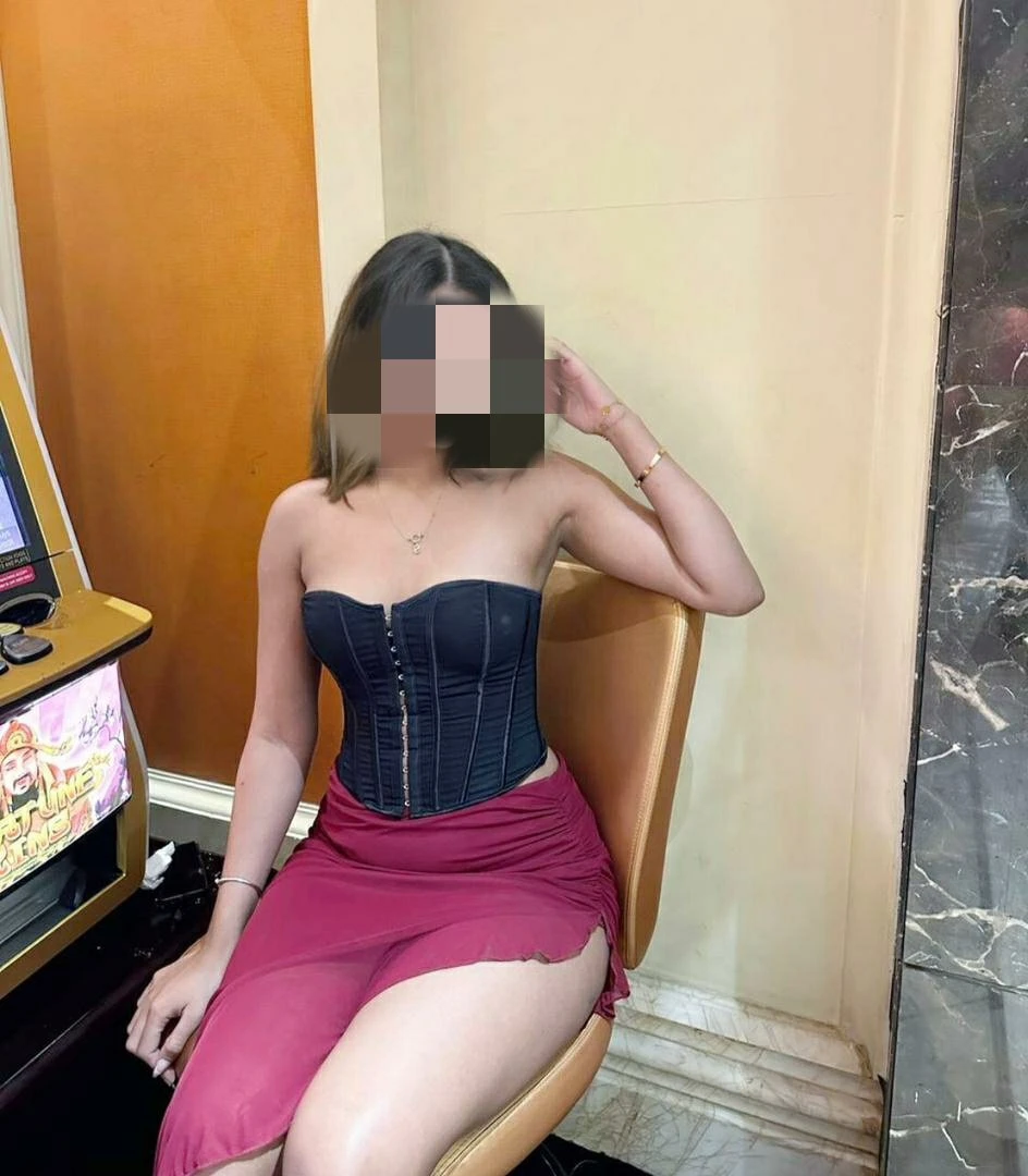 Sandra – French escort in Colombo — 5 / 6