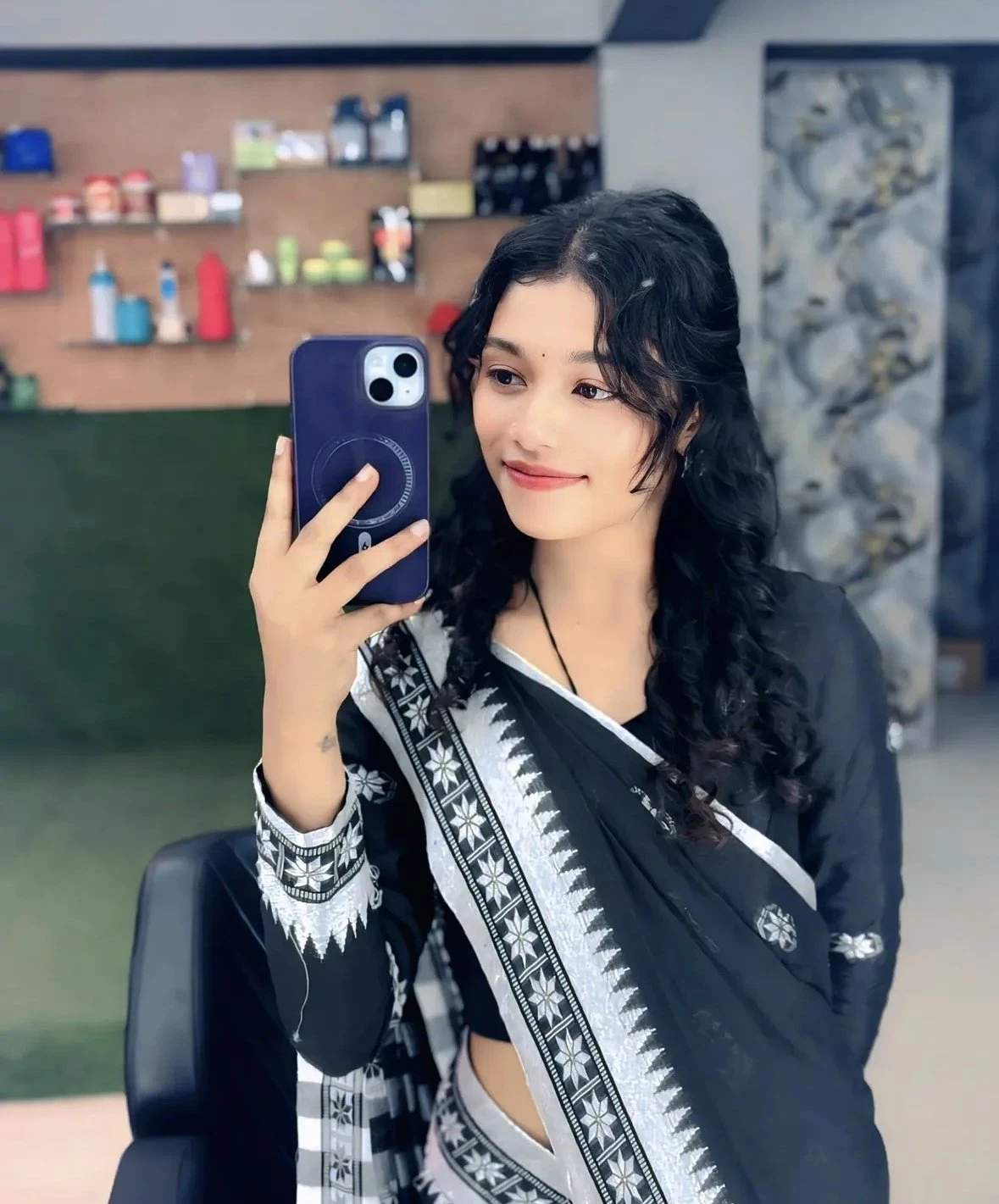 Veshali(cam& meet )new in Hyderabad – Indian escort in Hyderabad — 6 / 7