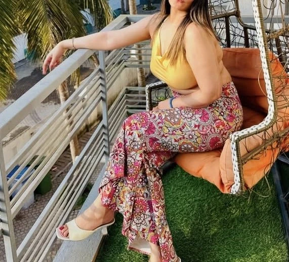 model Sachi – Sri Lankan escort in Colombo — 2 / 4