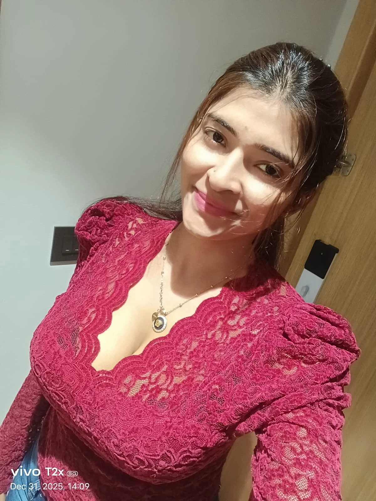 Ruhi – Indian escort in Hyderabad — 3 / 4