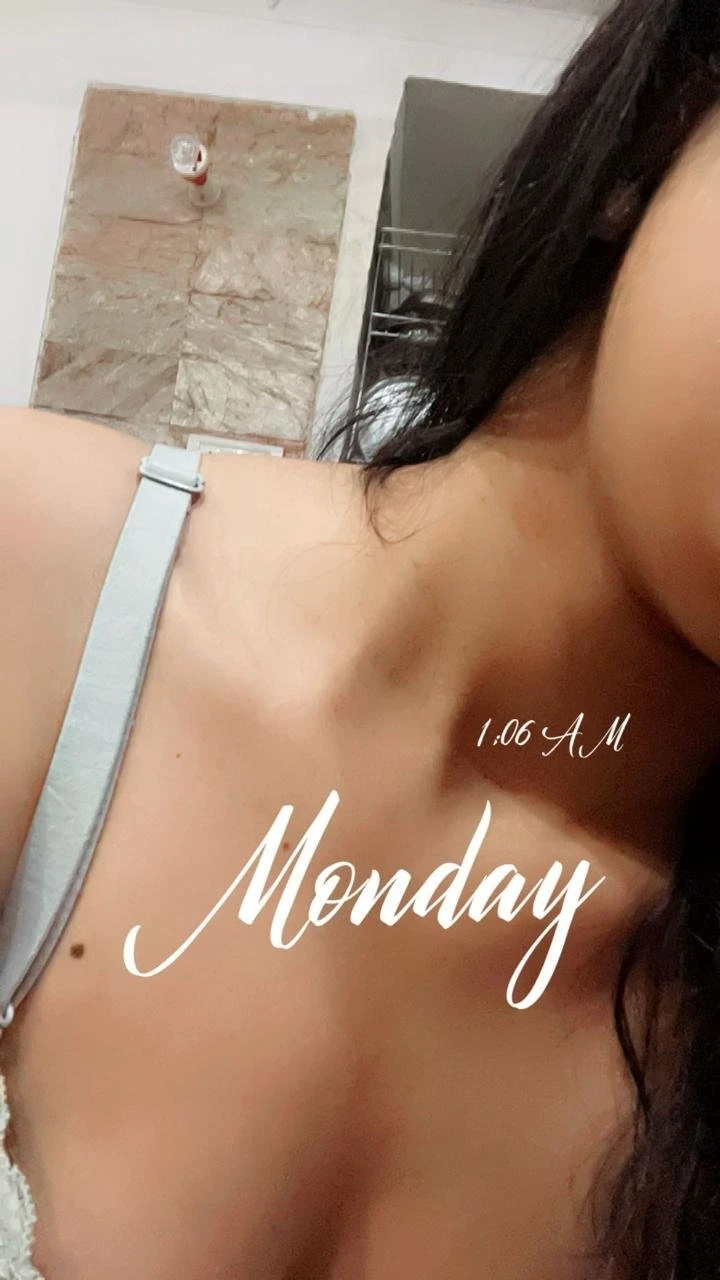 Ruchika Independent Reel Meet & Cam Also – Indian escort in New Delhi — 2 / 8