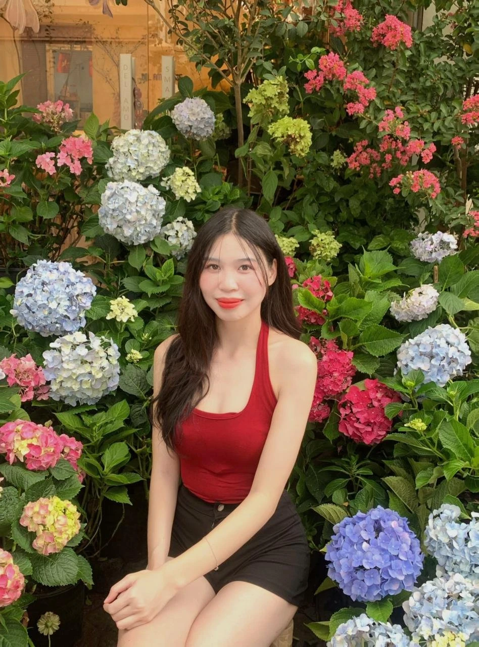 Tina – Vietnamese escort in Pune — 6 / 13