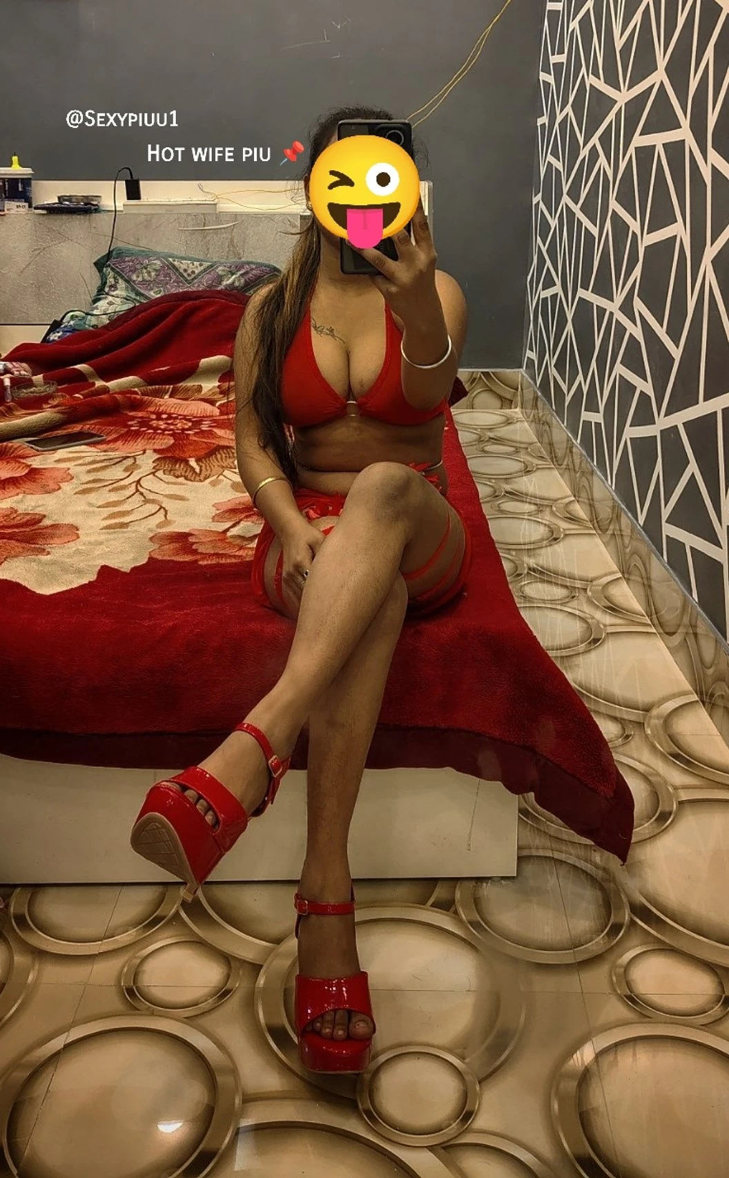 Hot Wife Piu – Indian escort in Kolkata — 13 / 26