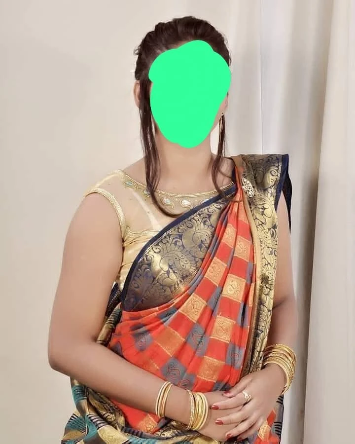 Shreya – Indian escort in Navi Mumbai — 3 / 4