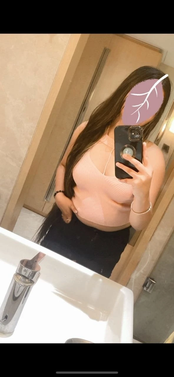 Neha Real Pic & Vip young independent – Indian escort in Pune — 3 / 5