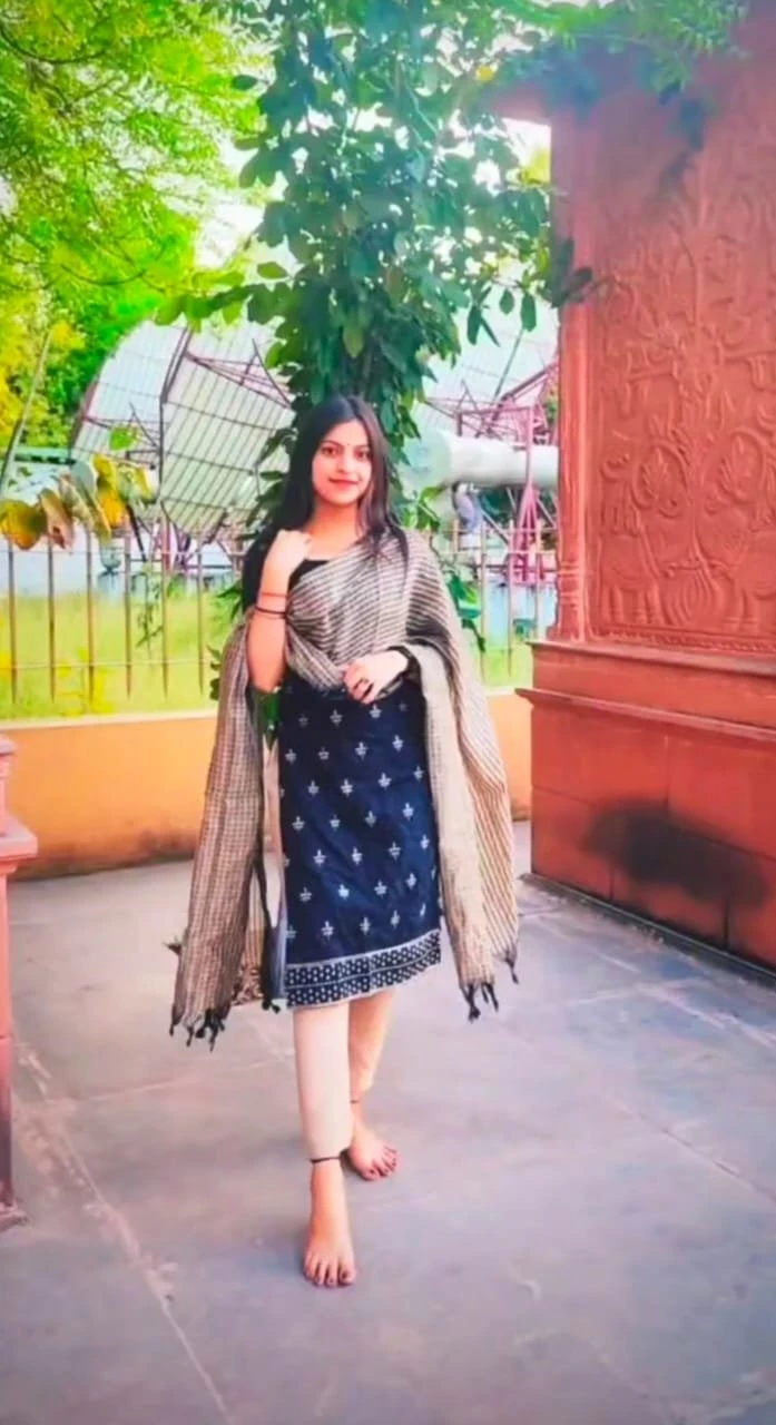 Naina Sharma – Indian escort in Mumbai — 4 / 7