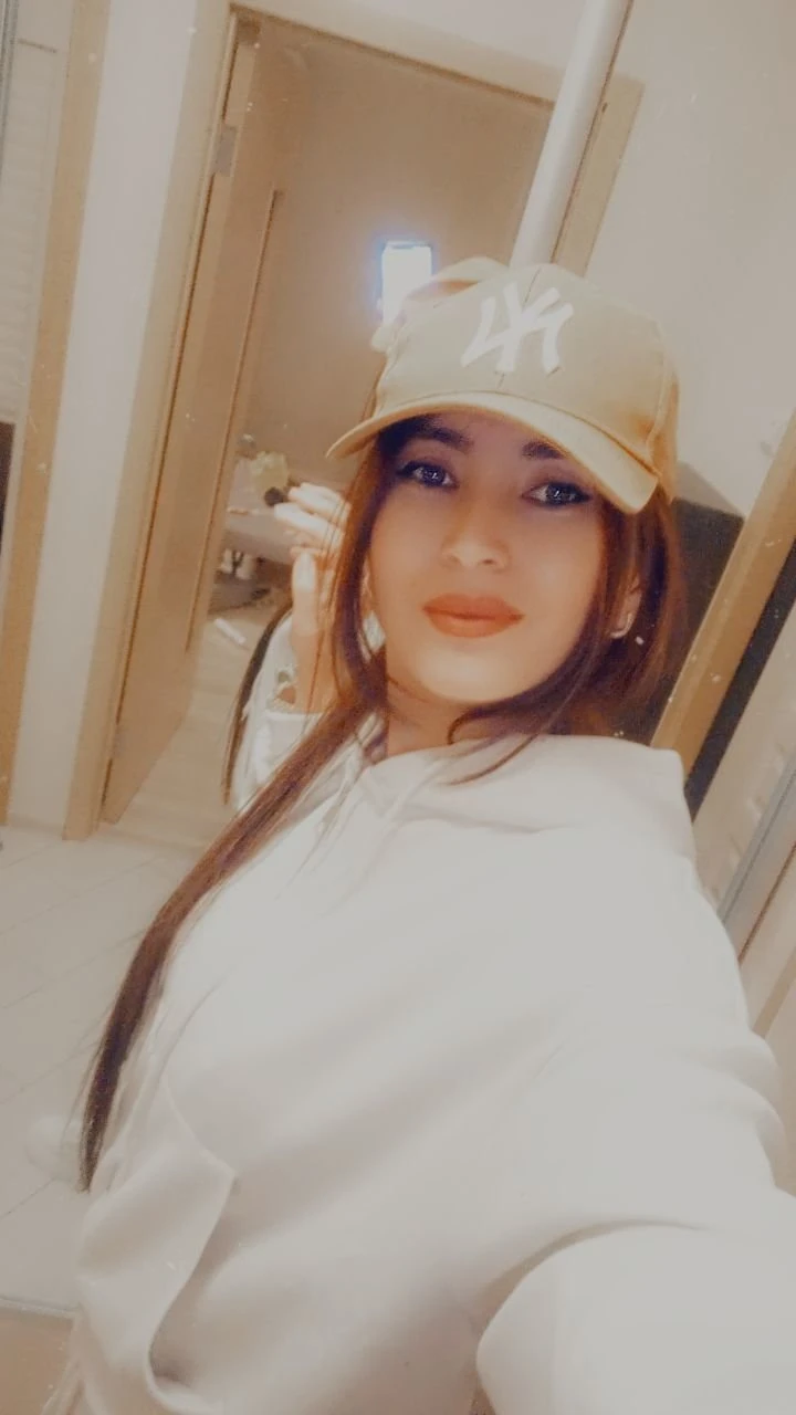 Russian Aerocity escorts New Delhi – Russian escort in New Delhi — 2 / 7