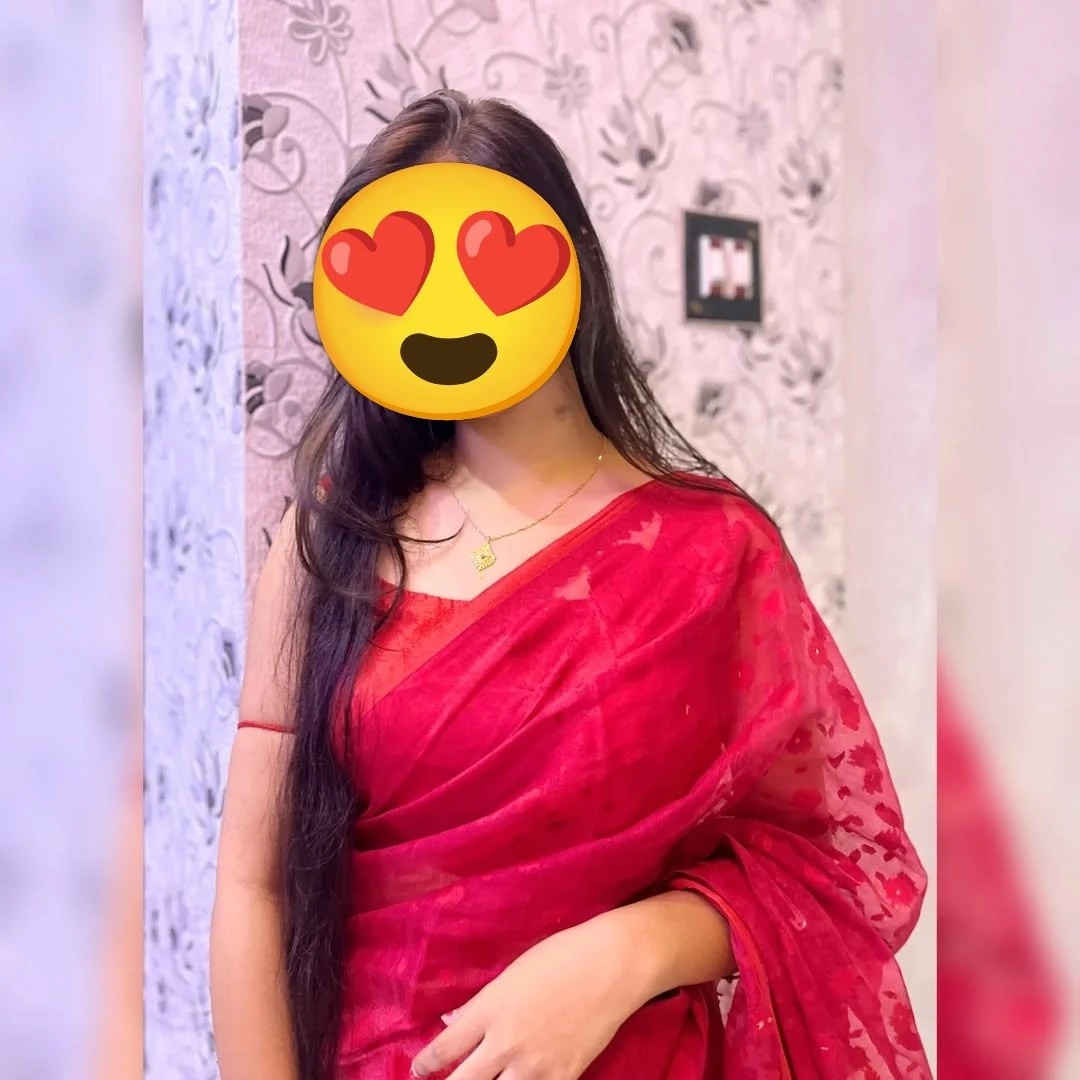 cam"show sex chet – Indian escort in Noida — 3 / 5