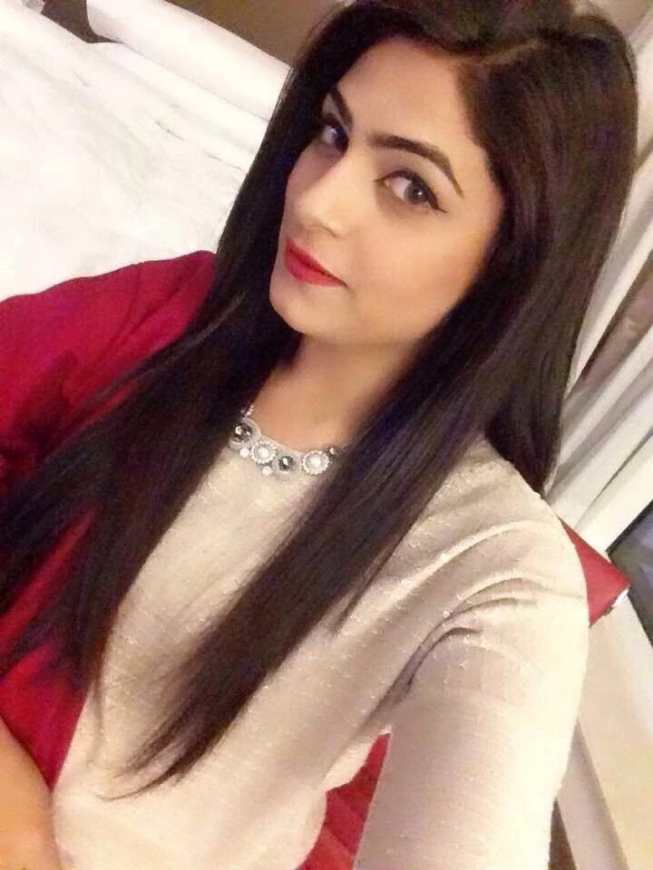 Kiran Escorts Girls – Pakistani escort in Karāchi — 9 / 12