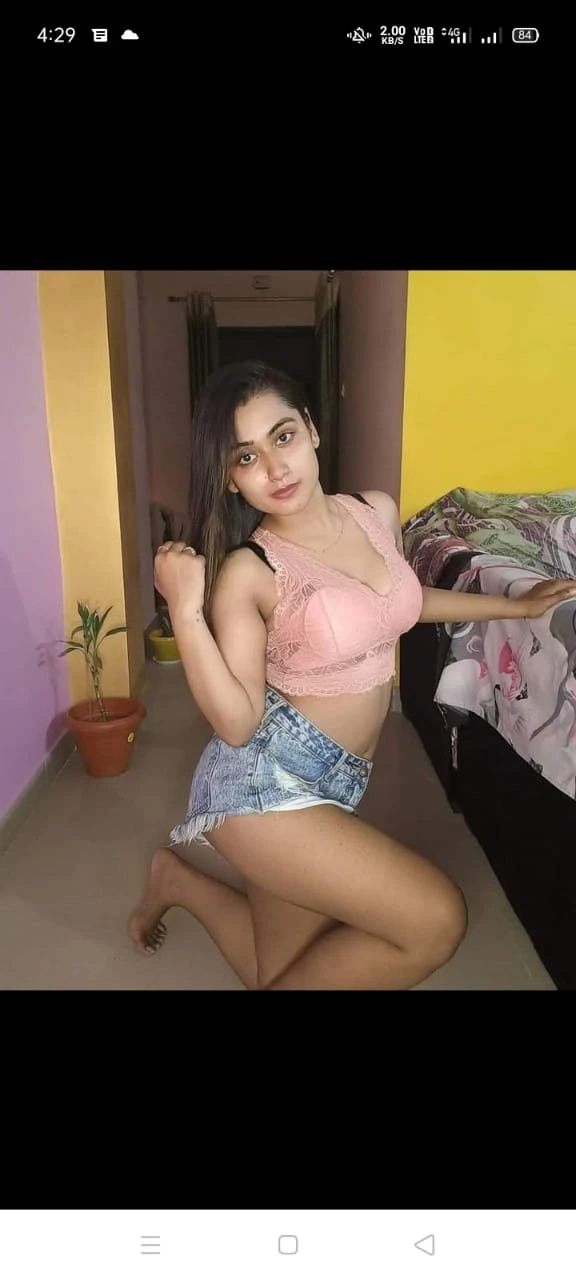 Selina Doll – Indian escort in Pune — 3 / 4