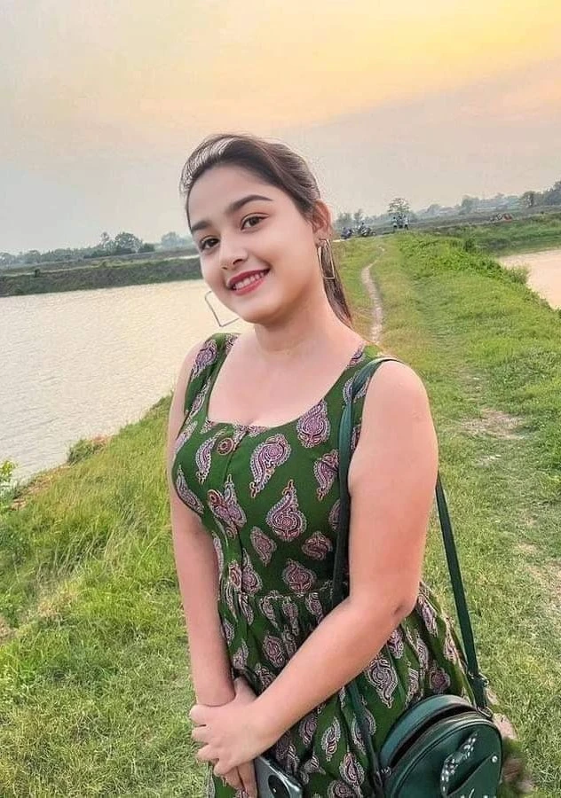 Independent Maya Cam Show Real Meet, Esc – Indian escort in Mumbai — 2 / 5