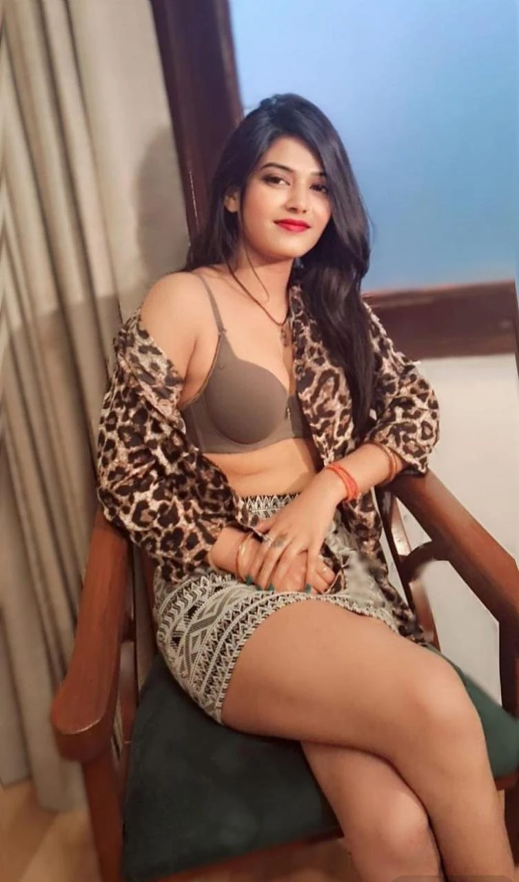Verified nude cam/real meet – Indian escort in Kolkata — 3 / 4