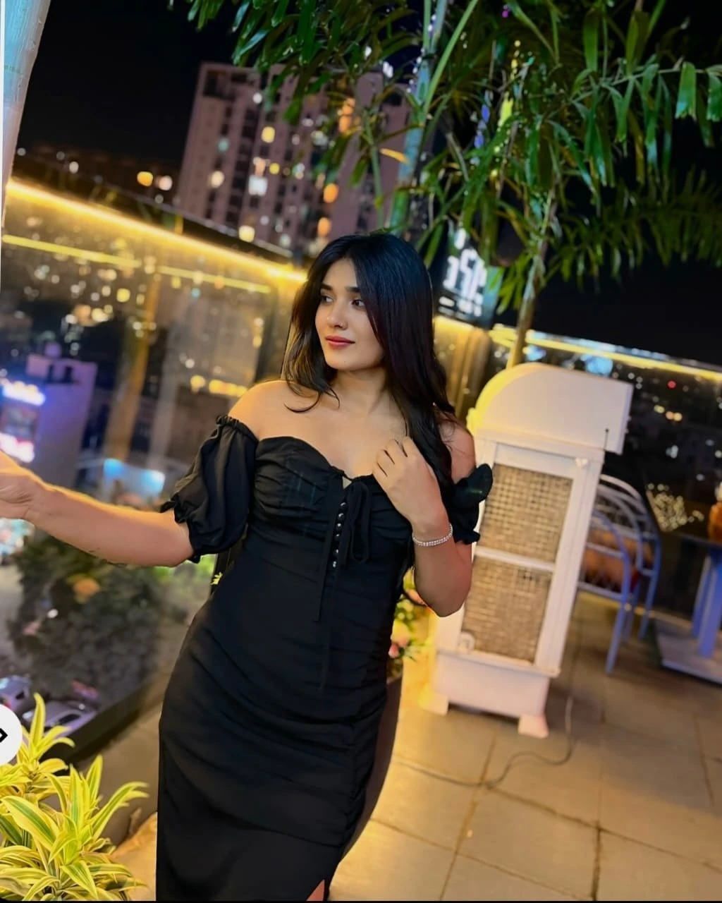 Himani – Indian escort in Pune — 3 / 4