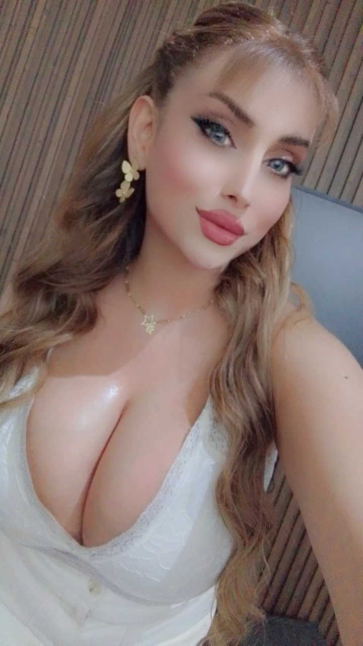 Amira – Lebanese escort in Beirut — 3 / 6