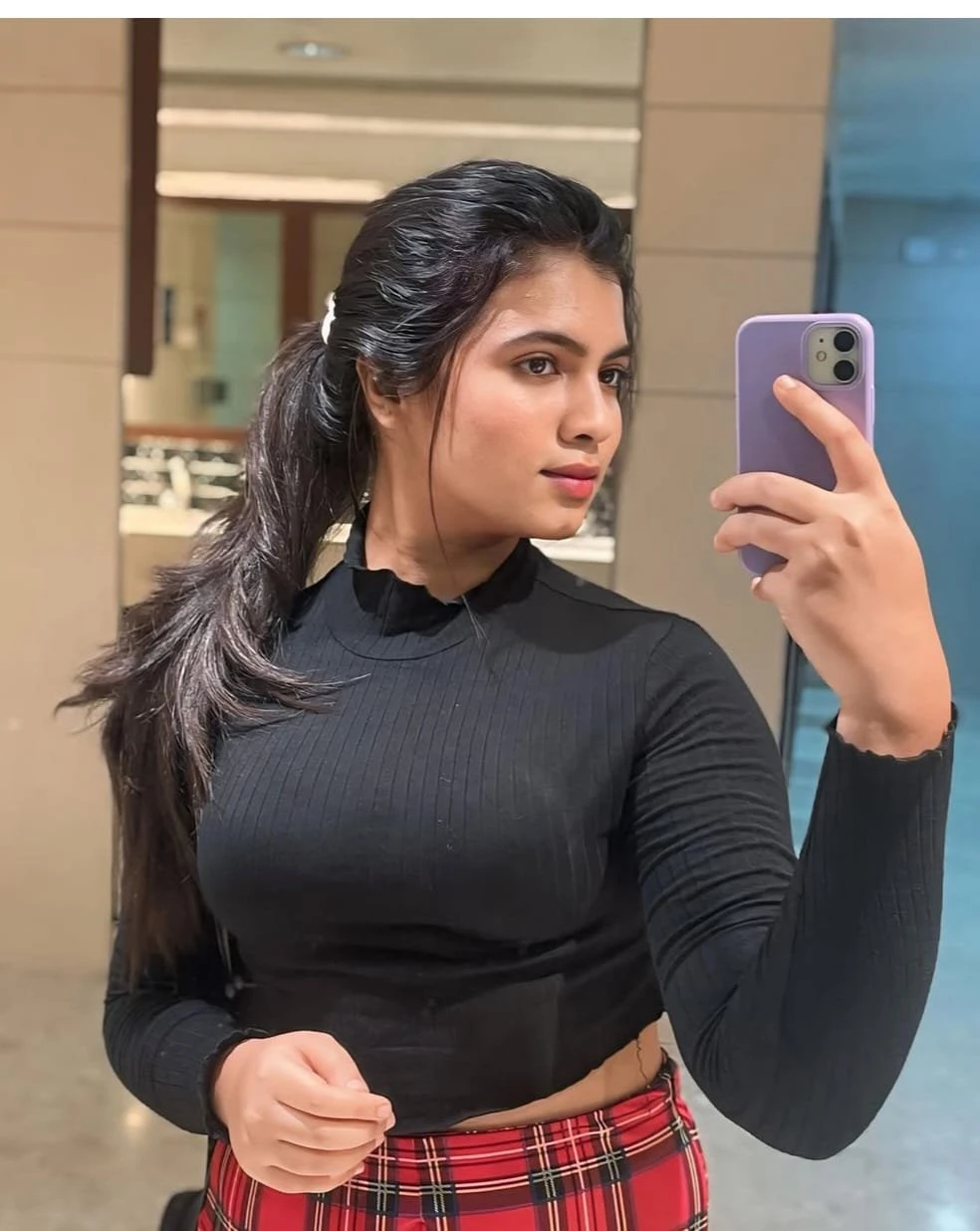 Vip Escort Service Manjali – Indian escort in Mumbai — 2 / 4