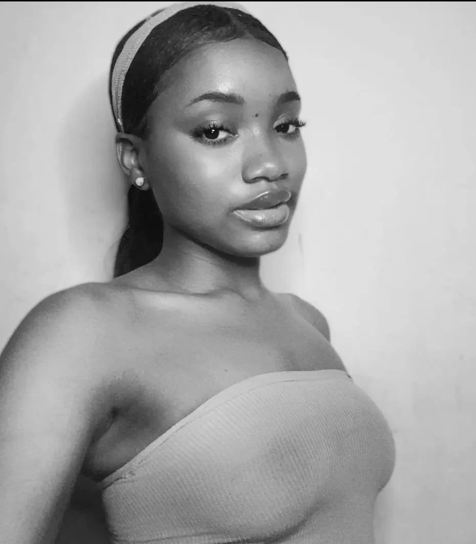 Laura Ajebit – Nigerian dominatrix in Beirut — 4 / 5