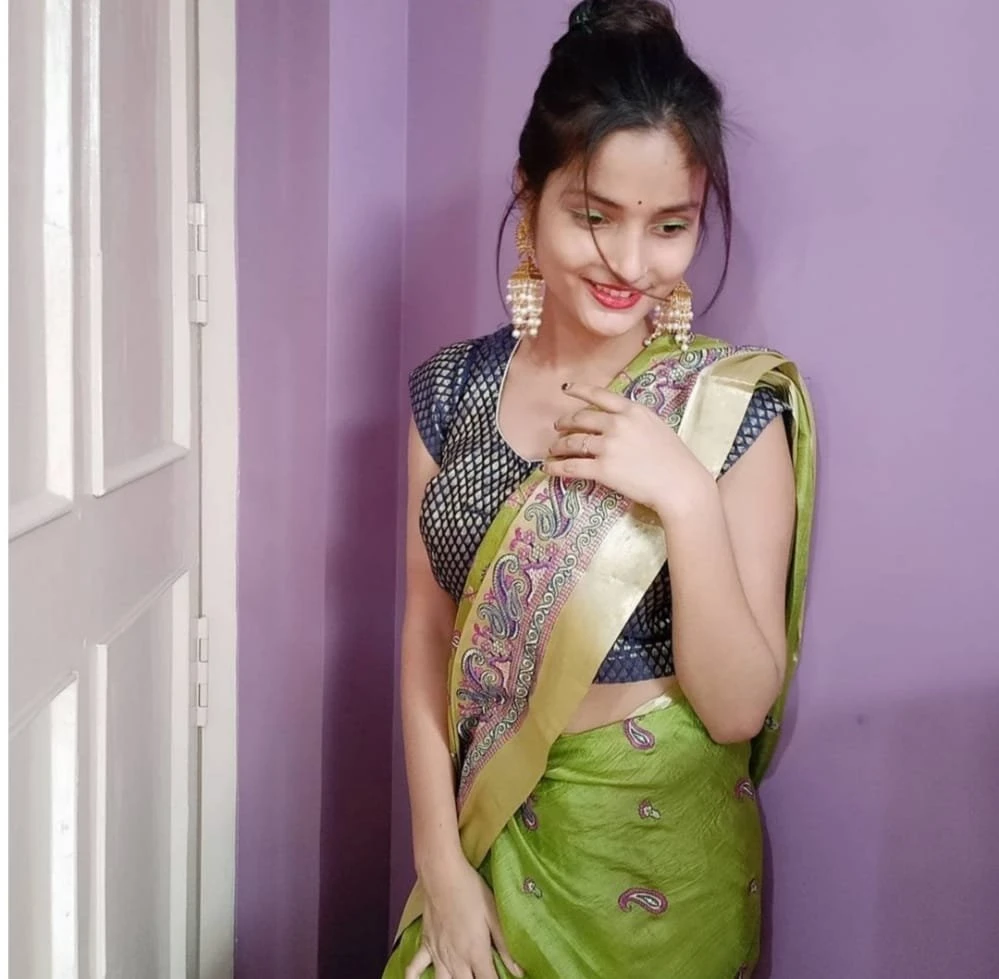 Nargis Real Meet & Com Session – Indian escort in Thane — 2 / 4