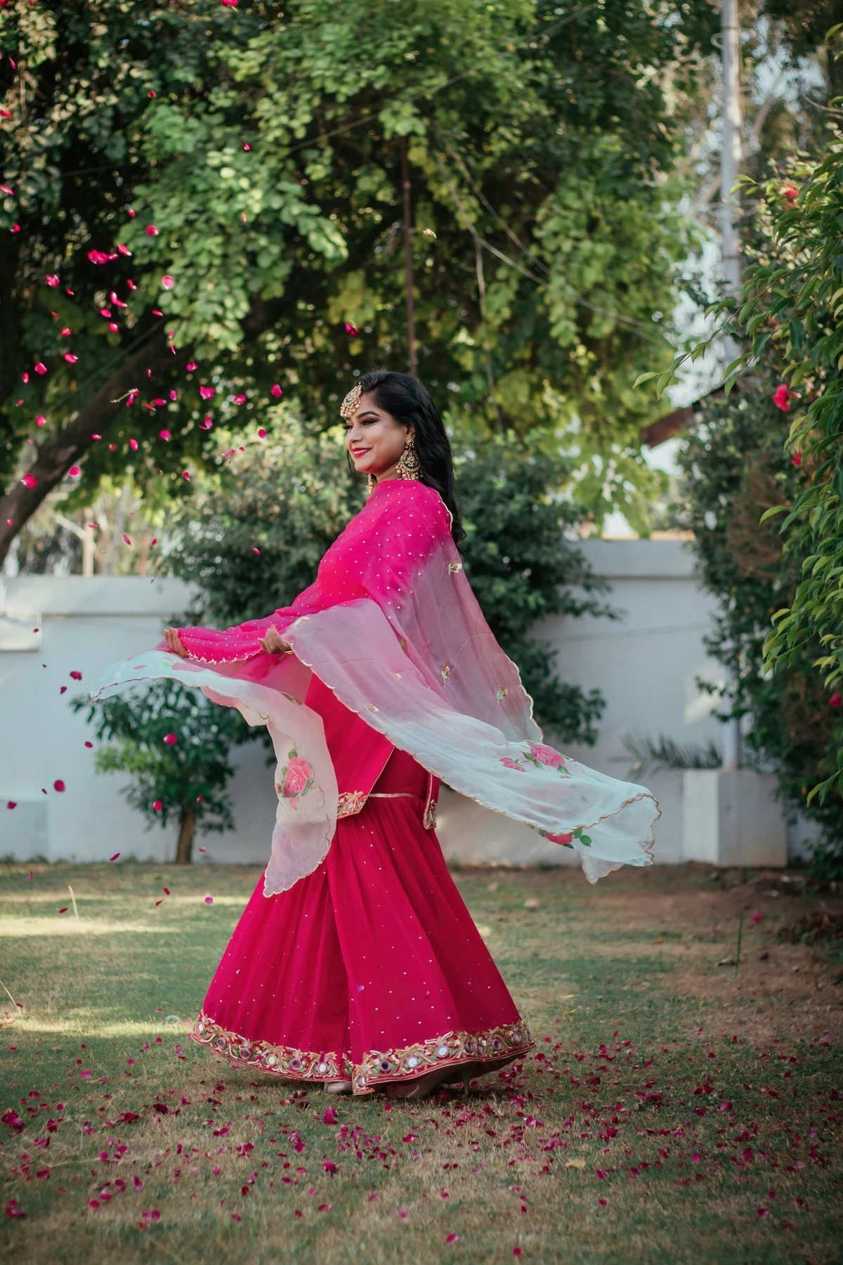 Varma Pooja Cash Payment – Indian escort in Vadodara — 4 / 5