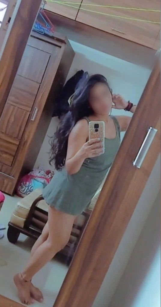 Nisha Here – Indian escort in New Delhi — 4 / 5