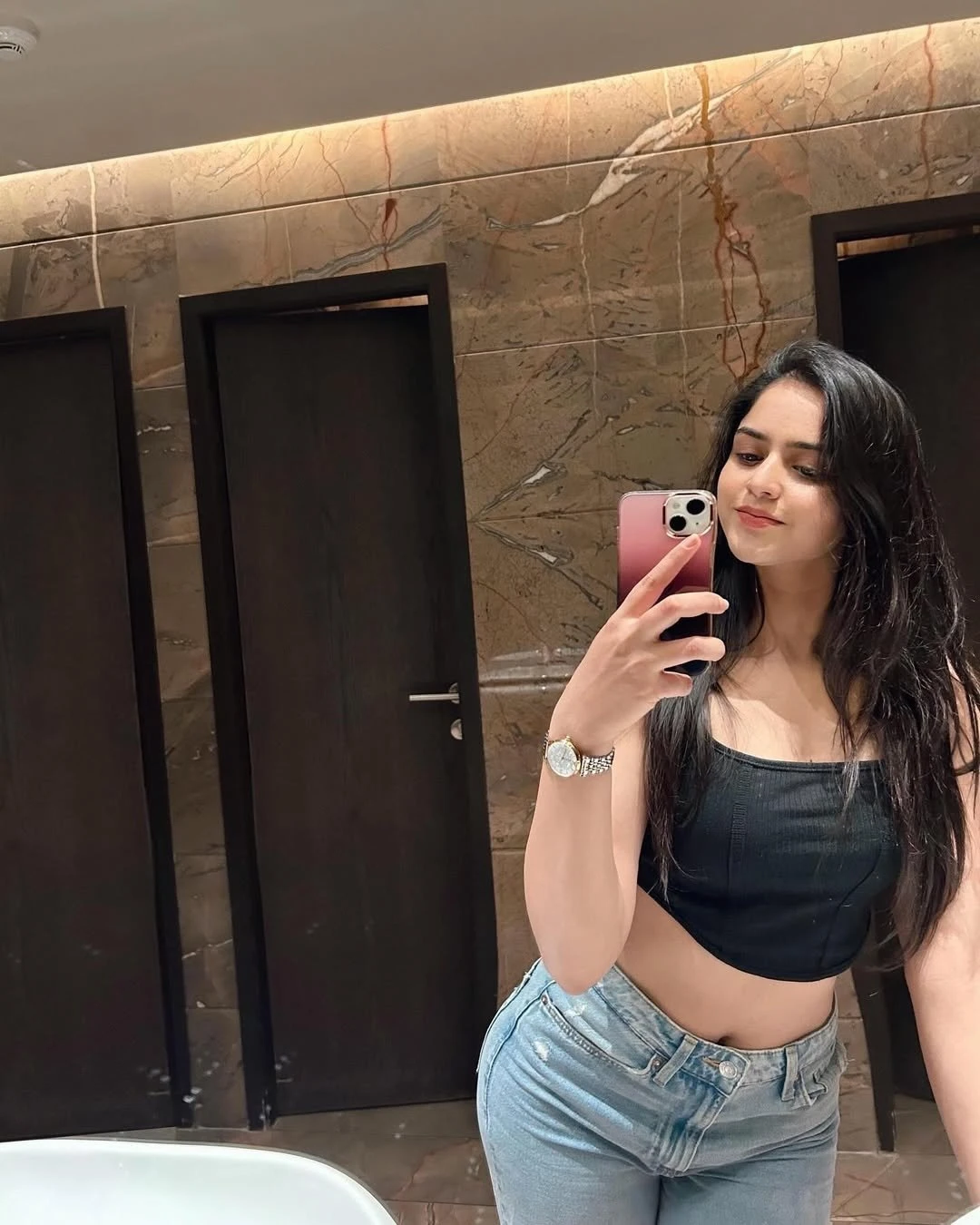 Tejal – Indian escort in Hyderabad — 1 / 3
