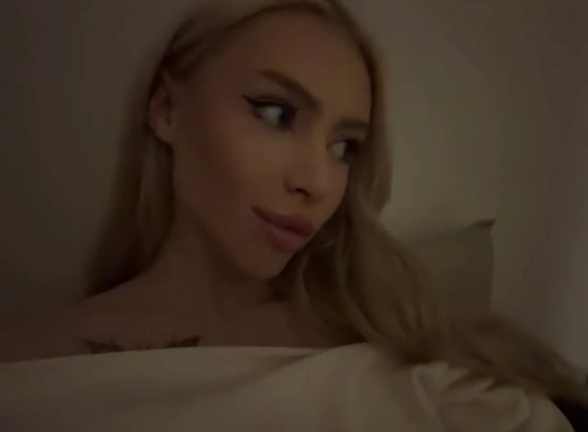 Maria – South African escort in Seoul — 2 / 5