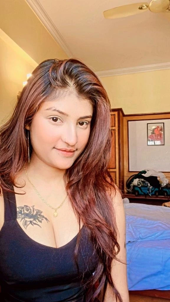 Naina – escort in Hyderabad — 1 / 2