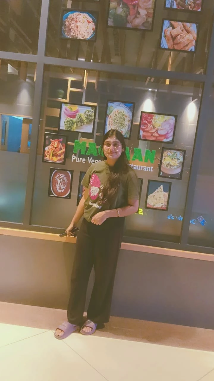 Nandani Sharma – escort in Hyderabad — 2 / 3