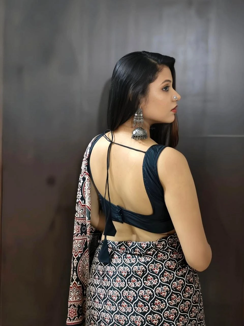 Saloni – Indian escort in Kolkata — 3 / 5