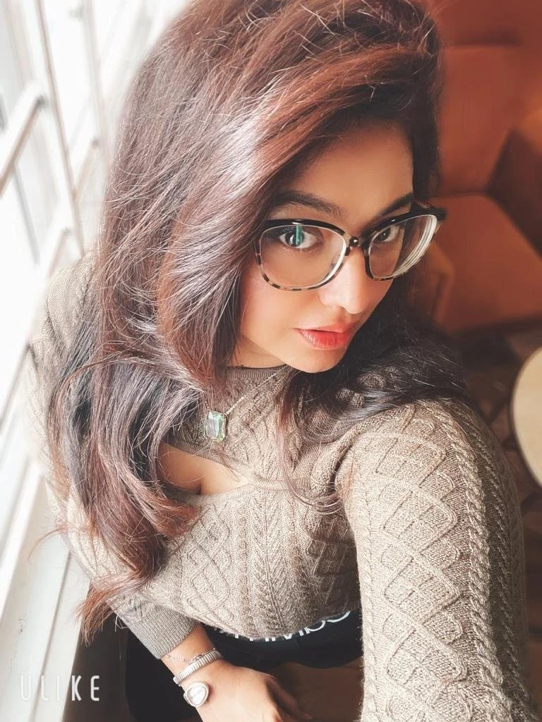 Vip Model Airhostess College Girls Escor – Indian escort in Hyderabad — 2 / 4