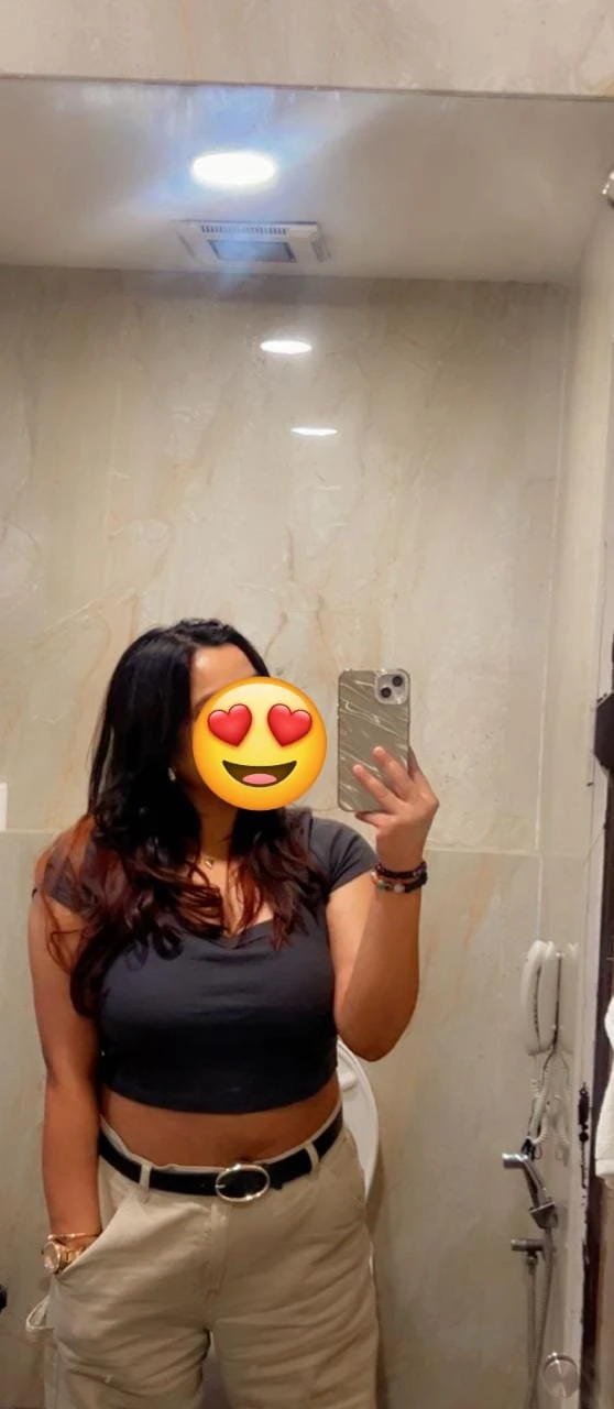 Simmy Collage Girl Waiting Gentlemen – Indian escort in Noida, Escort, Noida