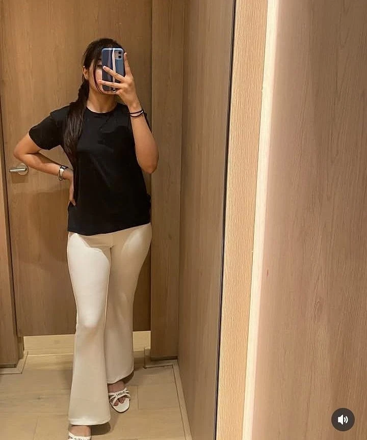 Shital Roy – Indian escort in Kolkata — 3 / 4