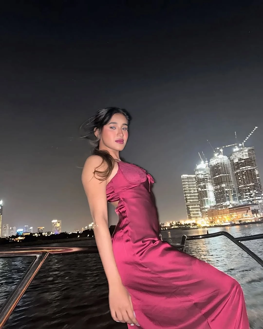 Kritika Sharma – Indian escort in Visakhapatnam — 3 / 4