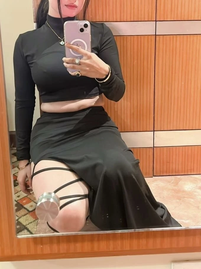 5 Star Hotels Incalls – Indian escort in New Delhi — 2 / 3