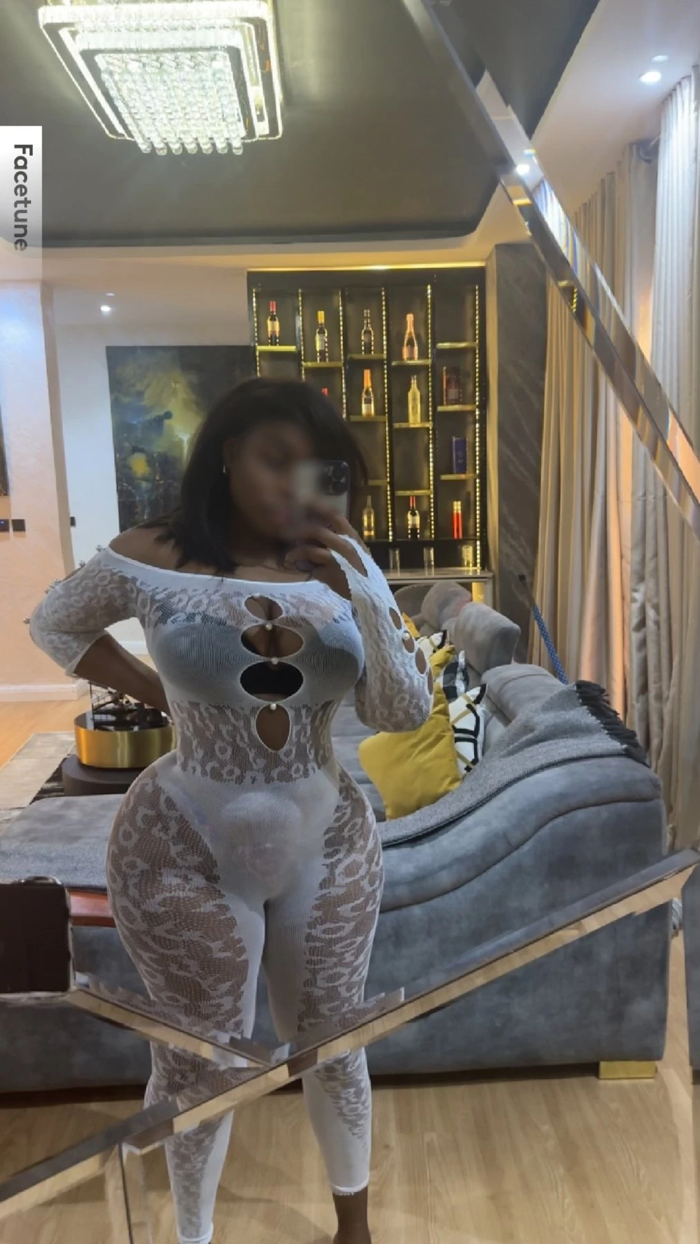 Precy – Ghanaian masseuse in Abidjan — 3 / 5