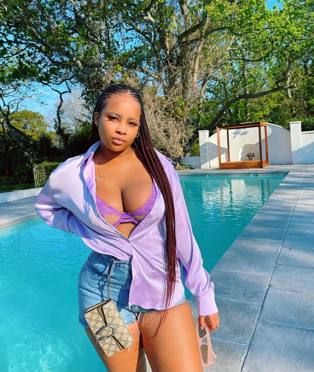 Emily Nausty – Burundian escort in Beirut — 4 / 5