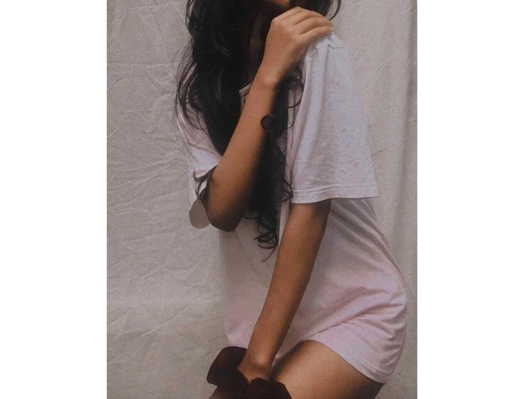 Live Cam Service Teen Girl – Sri Lankan escort in Colombo — 5 / 8