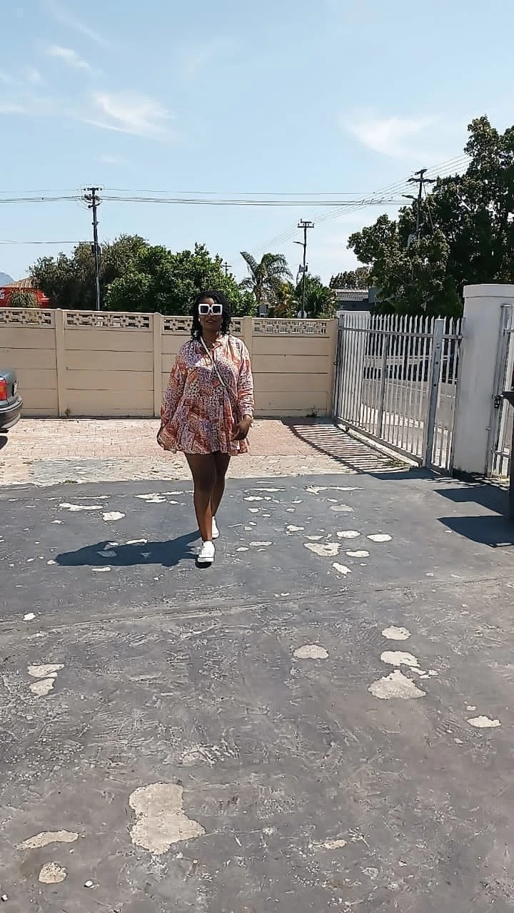 Cassandra – Zimbabwean escort in Windhoek — 3 / 4