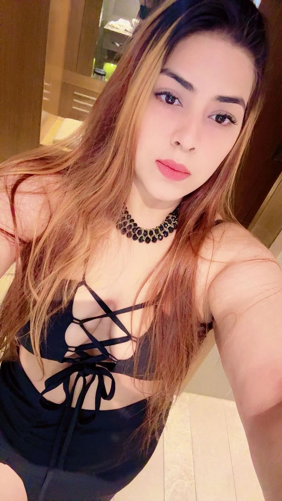 Thresome Escorts – Indian escort in Lucknow — 3 / 8