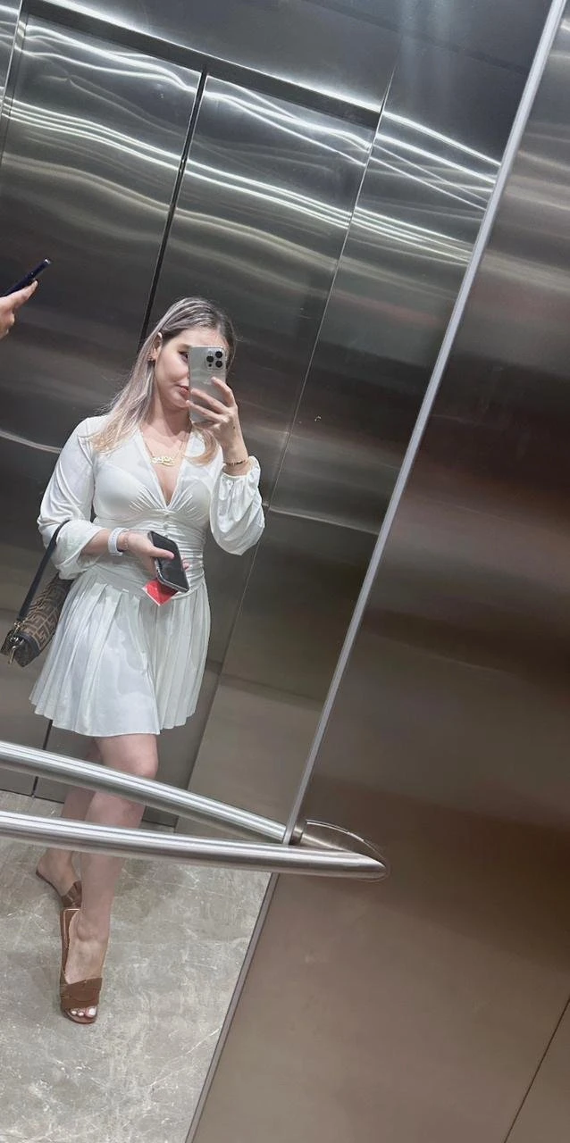 No Advance Full Cash Payment Vip Person – Indian escort in Pune — 4 / 5